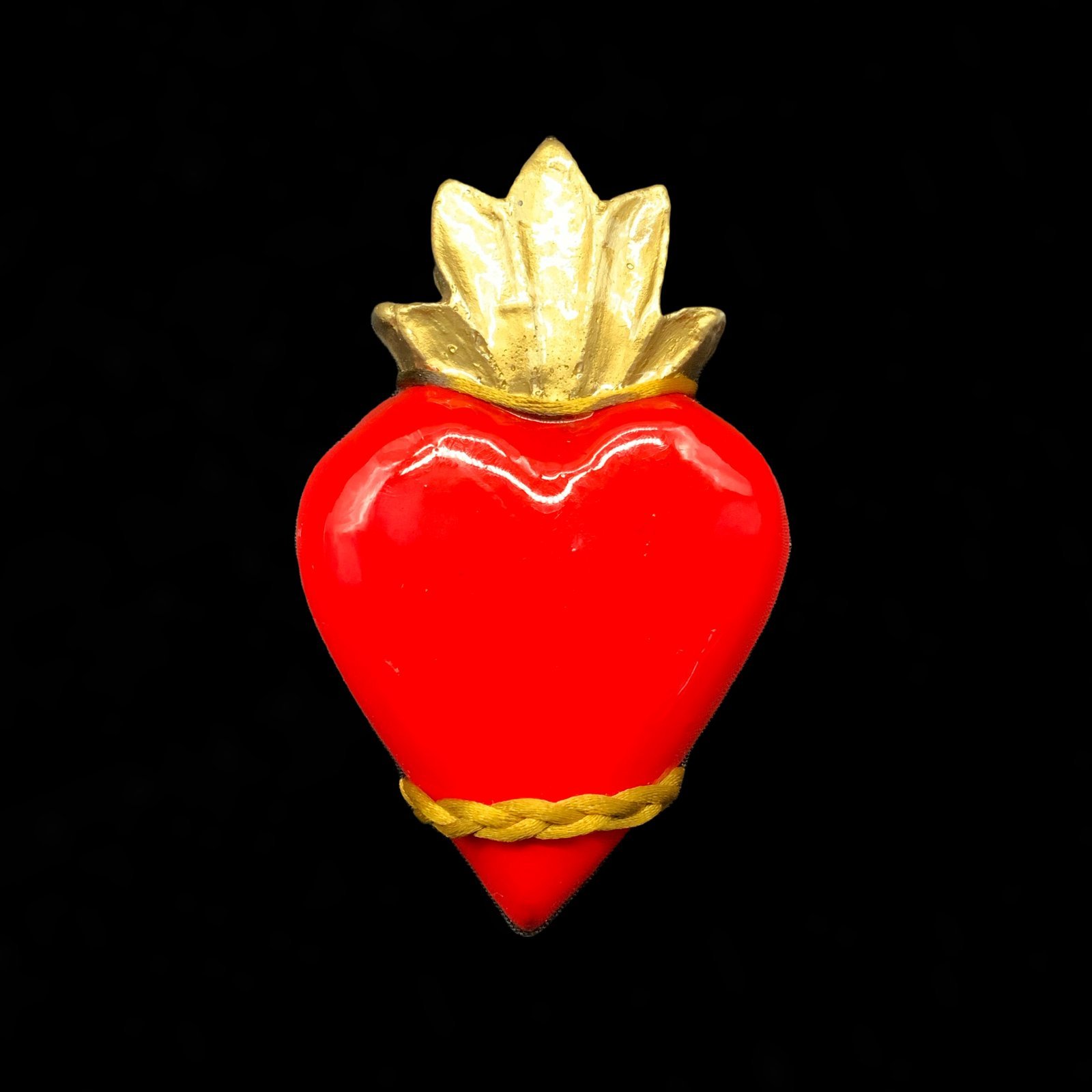Corazón decorativo mod3 1 corazón decorativo de pared, rojo y dorado, hecho a mano en escayola ceramica