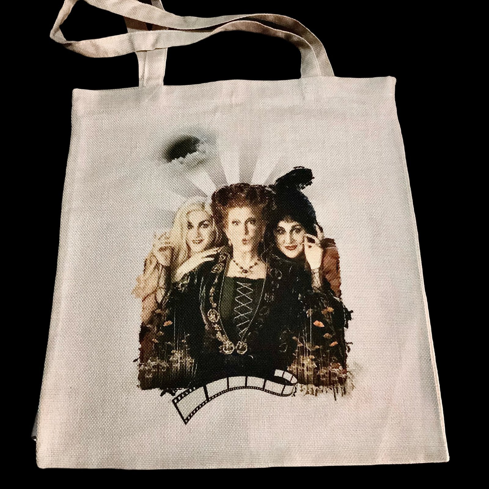 Tote bag Hermanas Sanderson 1 tote bag con diseño de las heramanas sanderson - arte textil - smaap