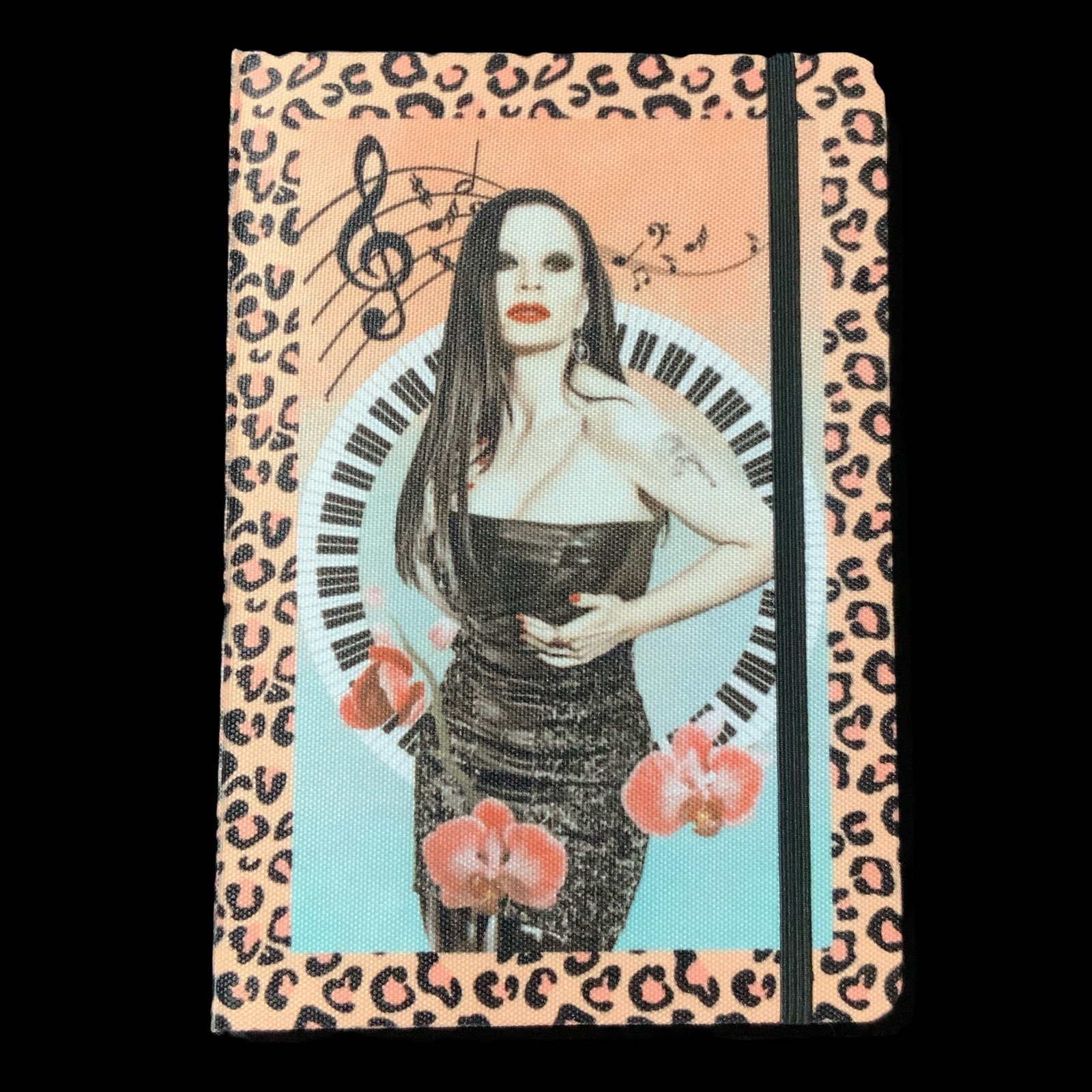 Libreta Alaska mod2 1 libreta bloc, Alaska, tapas rígidas en suave tejido rpet de plástico reciclado, ligera, y respetuosa con el medio ambiente 100 hojas