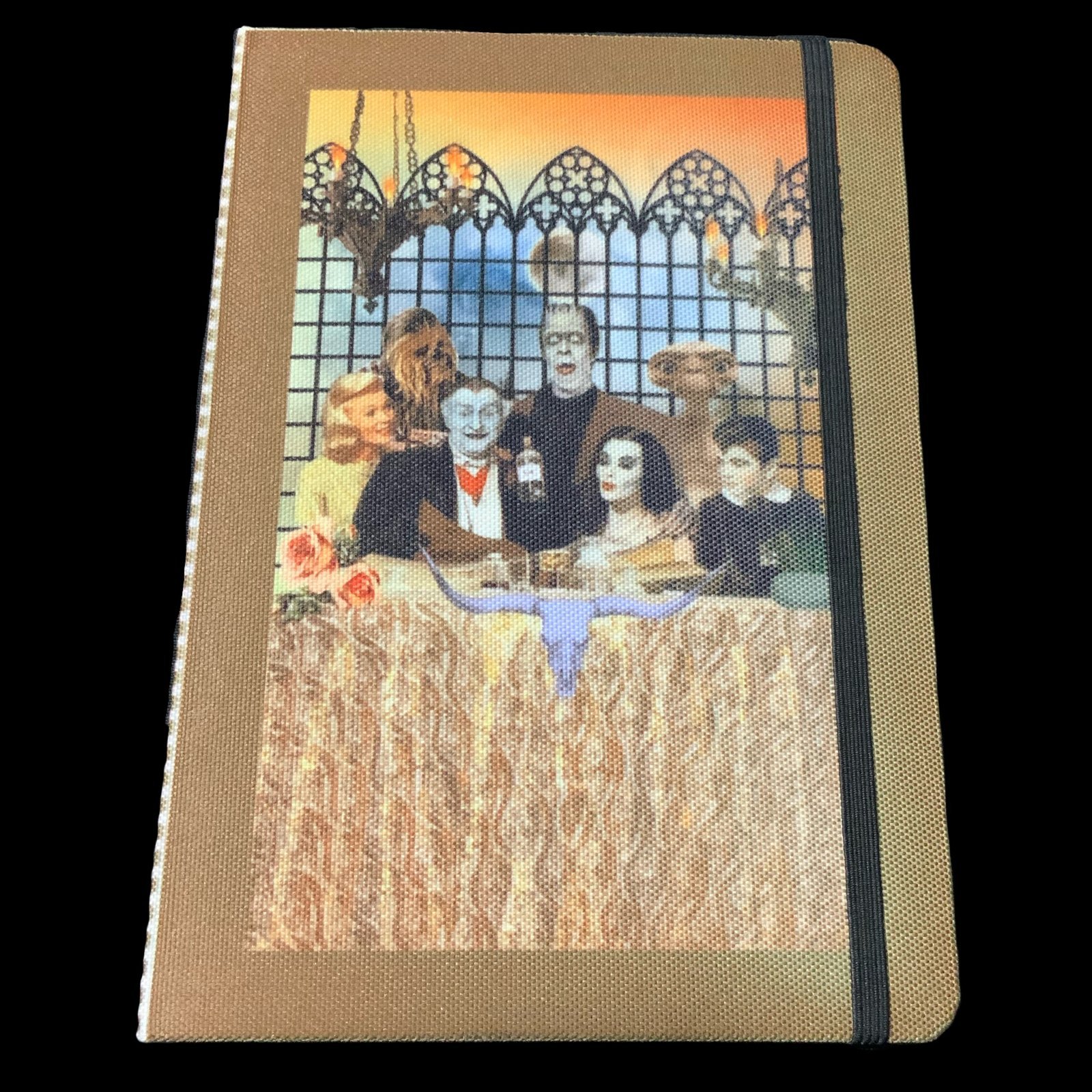 Libreta cena Munsters, Chewbacca y E.T. 1 libreta bloc, Munters, tapas rígidas elaboradas en suave tejido rpet de plástico reciclado, ligera, y respetuosa con el medio ambiente 100 hojas