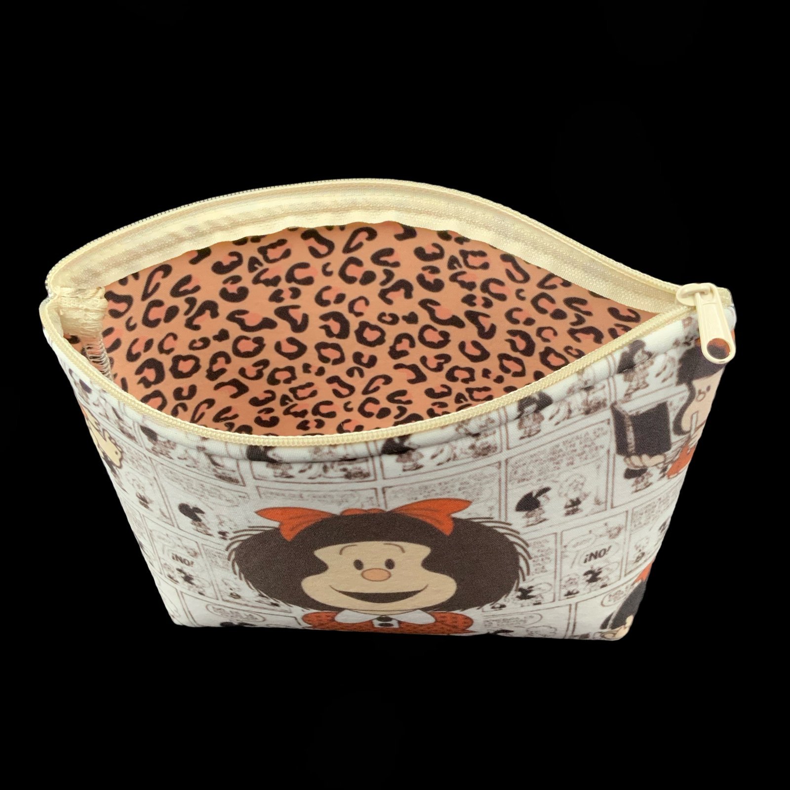 Neceser Mafalda 2 neceser de neopreno con ilustración de mafalda, vista interior