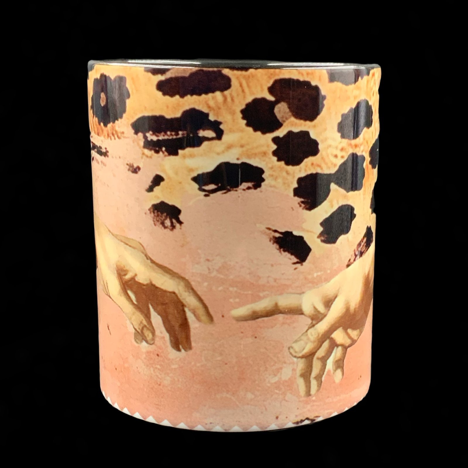 Taza la creación de Adán 1 Taza La Creación de Adán, vista frontal, ceramica