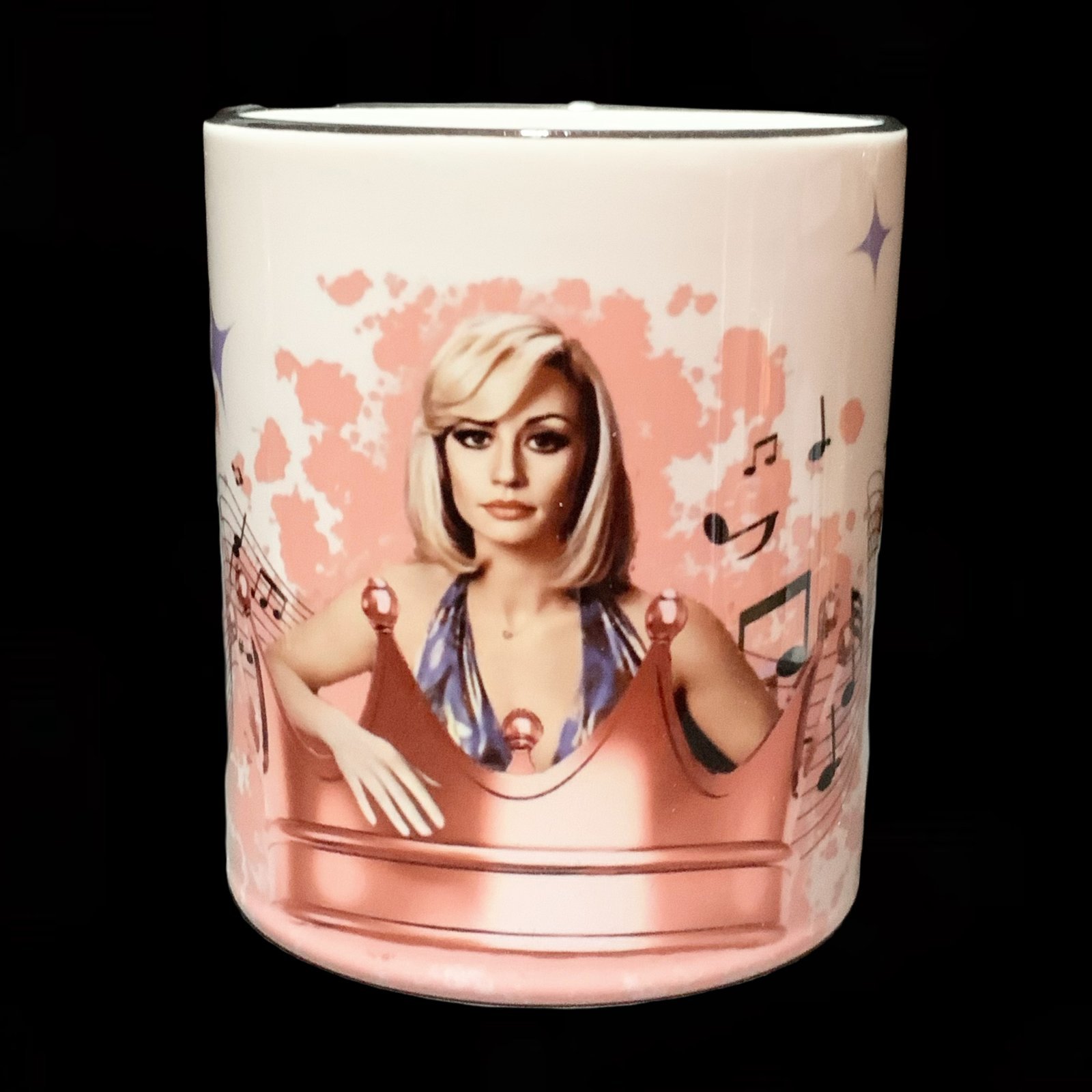 Taza Raffaella 1 foto detalle frontal de la taza de ceramica Raffaella Carra - smaap
